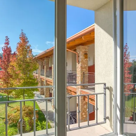 Corte Aurea דסנזאנו דל גארדה